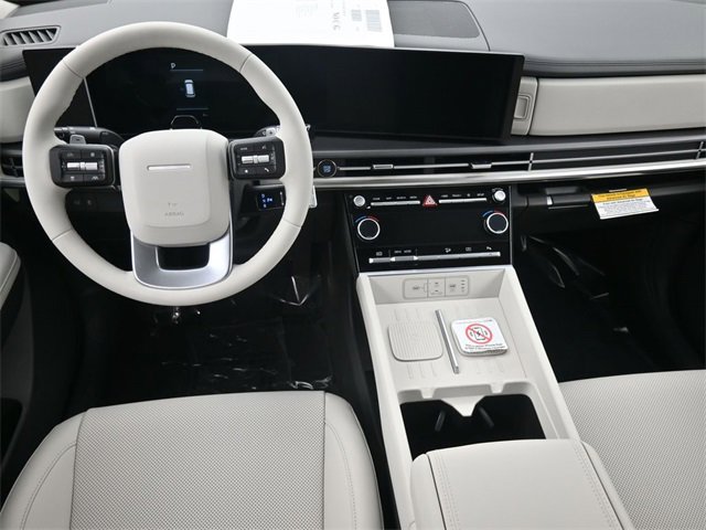 Used 2025 Hyundai Santa Fe SEL image 12