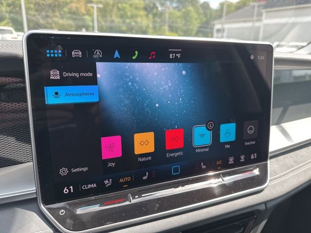 New 2025 Volkswagen Tiguan SE image 20
