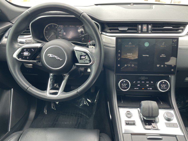 Used 2023 Jaguar F-PACE S AWD/4WD image 16