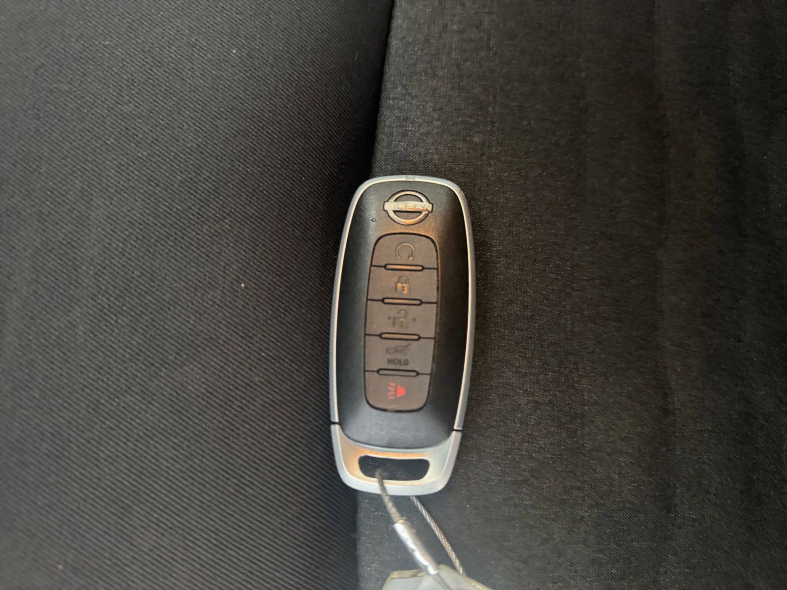 Used 2025 Nissan Pathfinder SV image 22