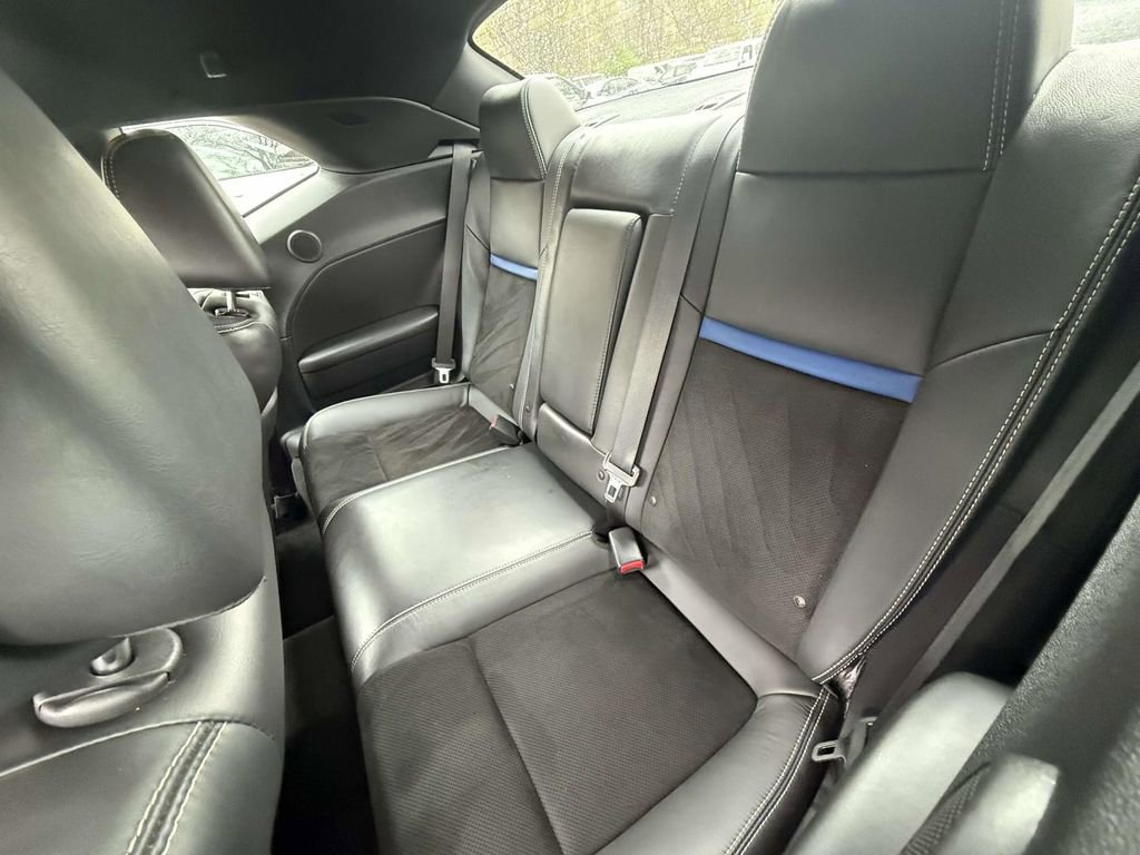 Used 2012 Dodge Challenger SRT8 w/ Premium Sound Group image 15