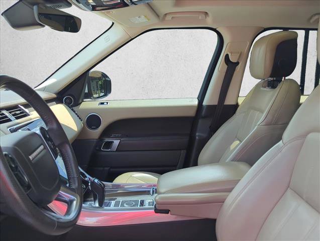Used 2018 Land Rover Range Rover Sport HSE image 11