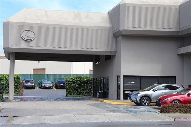 Used 2025 INFINITI QX80 Sensory image 43