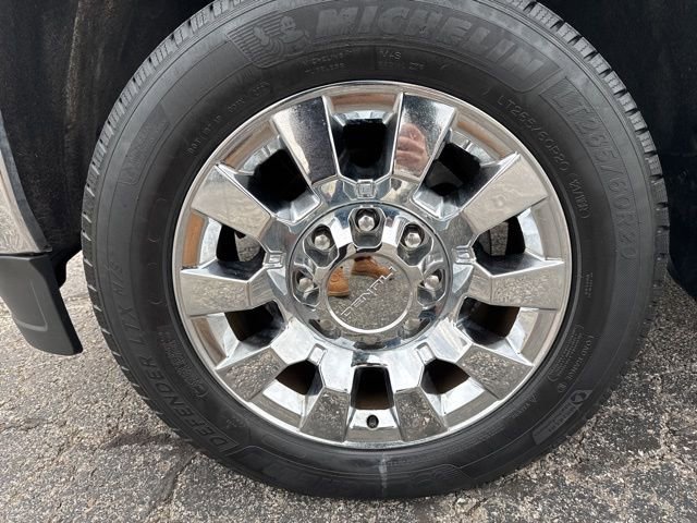 Used 2017 GMC Sierra 2500 Denali w/ Duramax Plus Package image 10