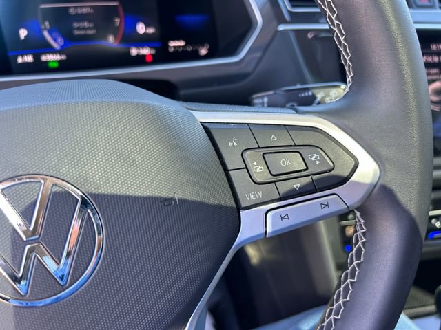 Used 2023 Volkswagen Tiguan SE image 13