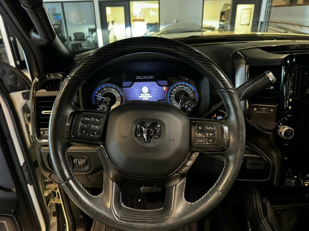 Used 2022 RAM 3500 Limited AWD/4WD image 12