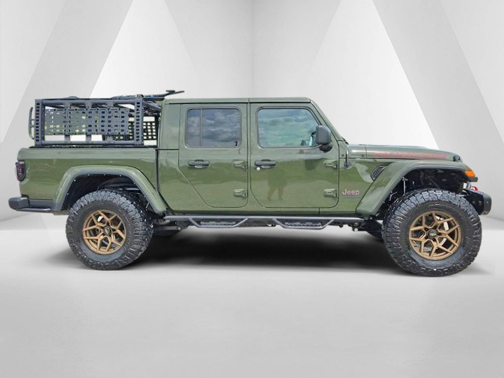 Used 2021 Jeep Gladiator Rubicon AWD/4WD image 4