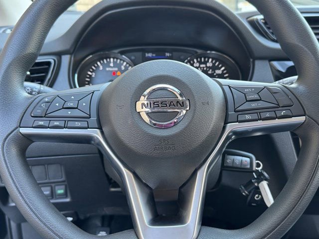 Used 2022 Nissan Rogue Sport S image 21