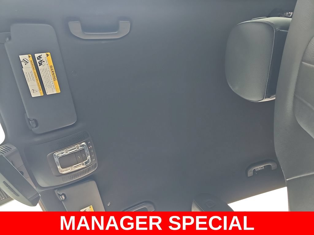 Used 2025 Mercedes-Benz GLB 250 image 29