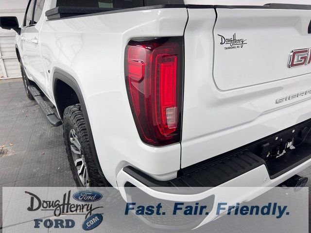 Used 2023 GMC Sierra 1500 AT4 w/ Technology Package AWD/4WD image 12