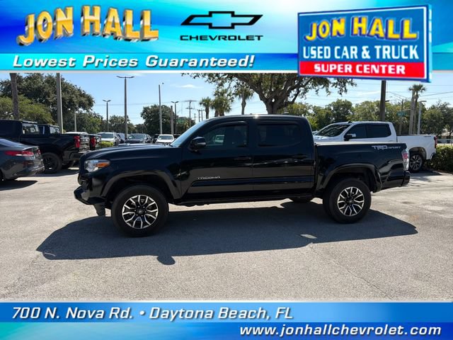 Used 2022 Toyota Tacoma TRD Sport w/ Technology Package RWD image 3
