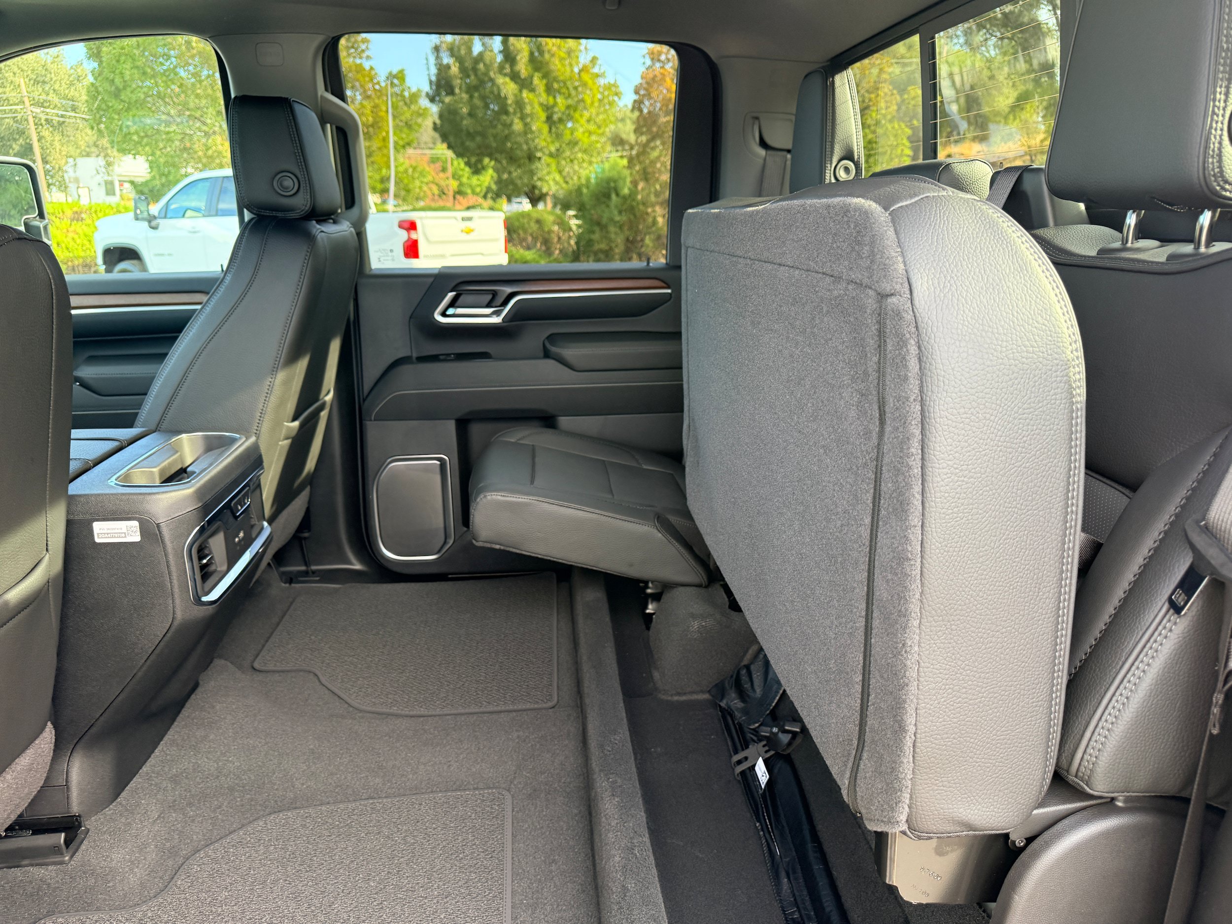 New 2026 GMC Sierra 2500 Denali w/ Denali Reserve Package AWD/4WD image 11
