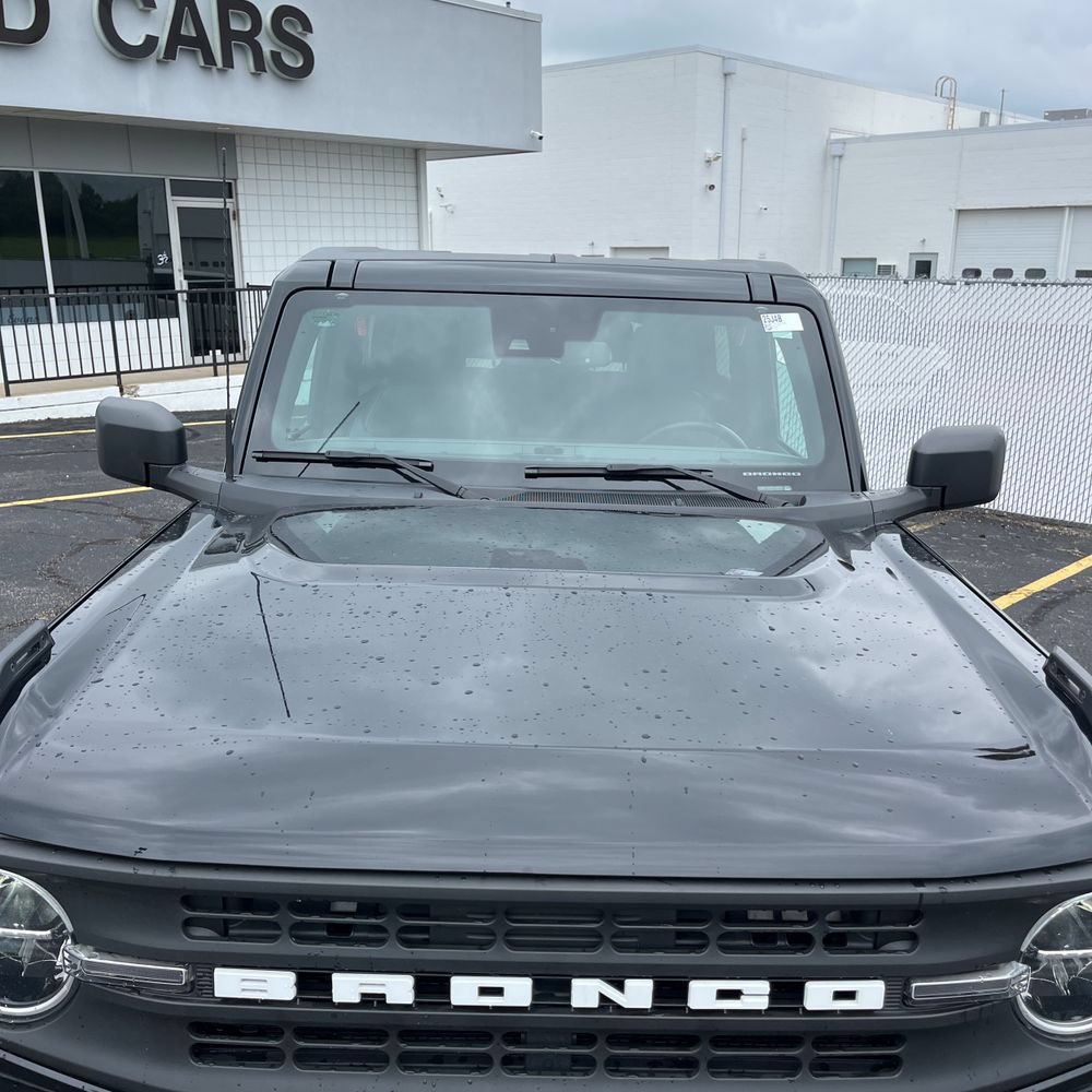Used 2024 Ford Bronco Black Diamond AWD/4WD image 3