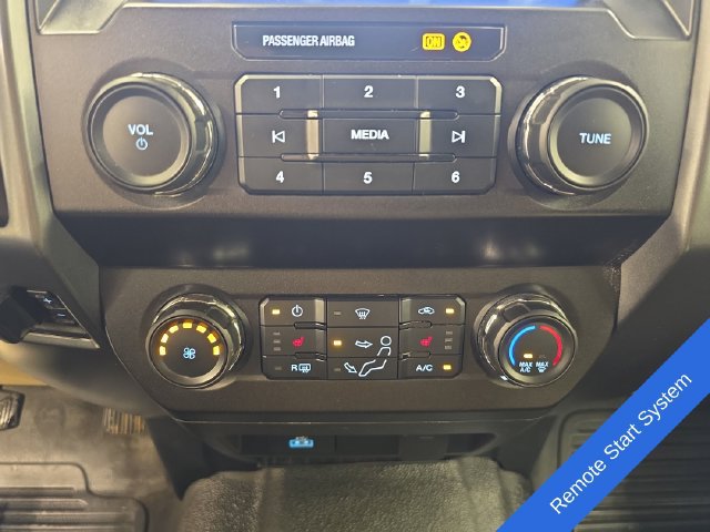 Certified 2020 Ford F250 XLT w/ XLT Premium Package AWD/4WD image 28
