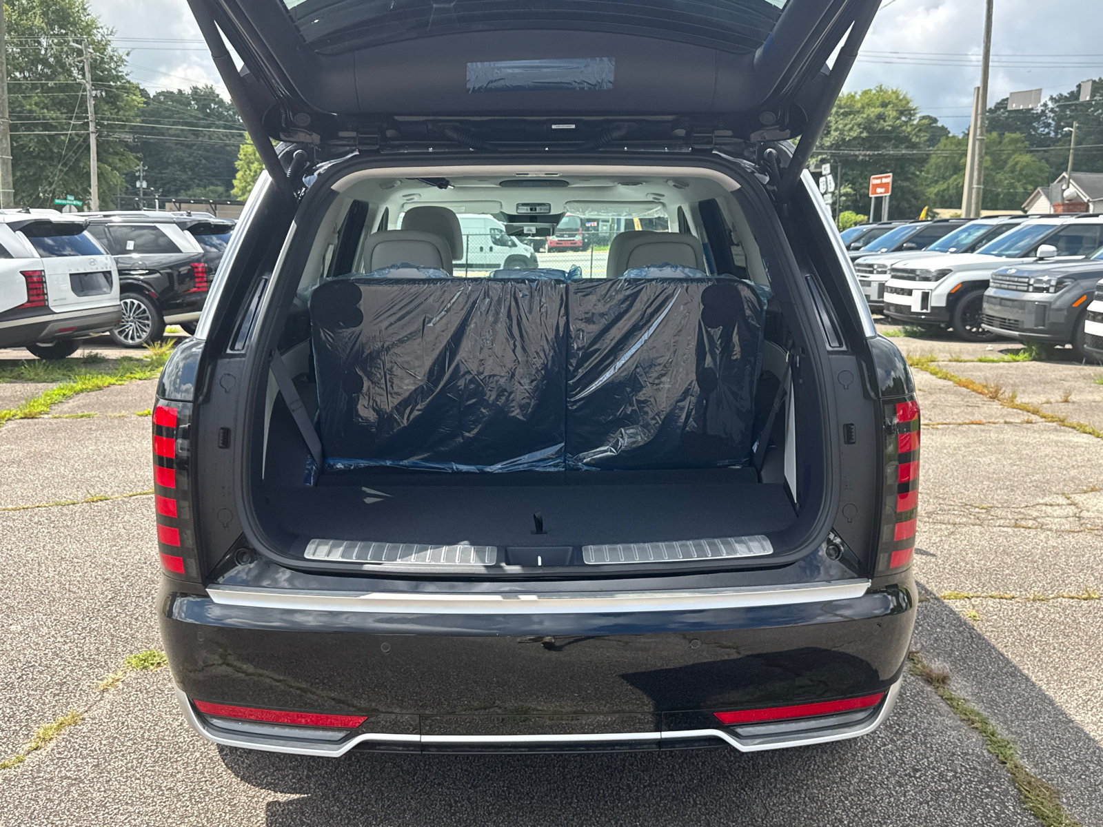 New 2026 Hyundai Palisade Calligraphy AWD/4WD image 19
