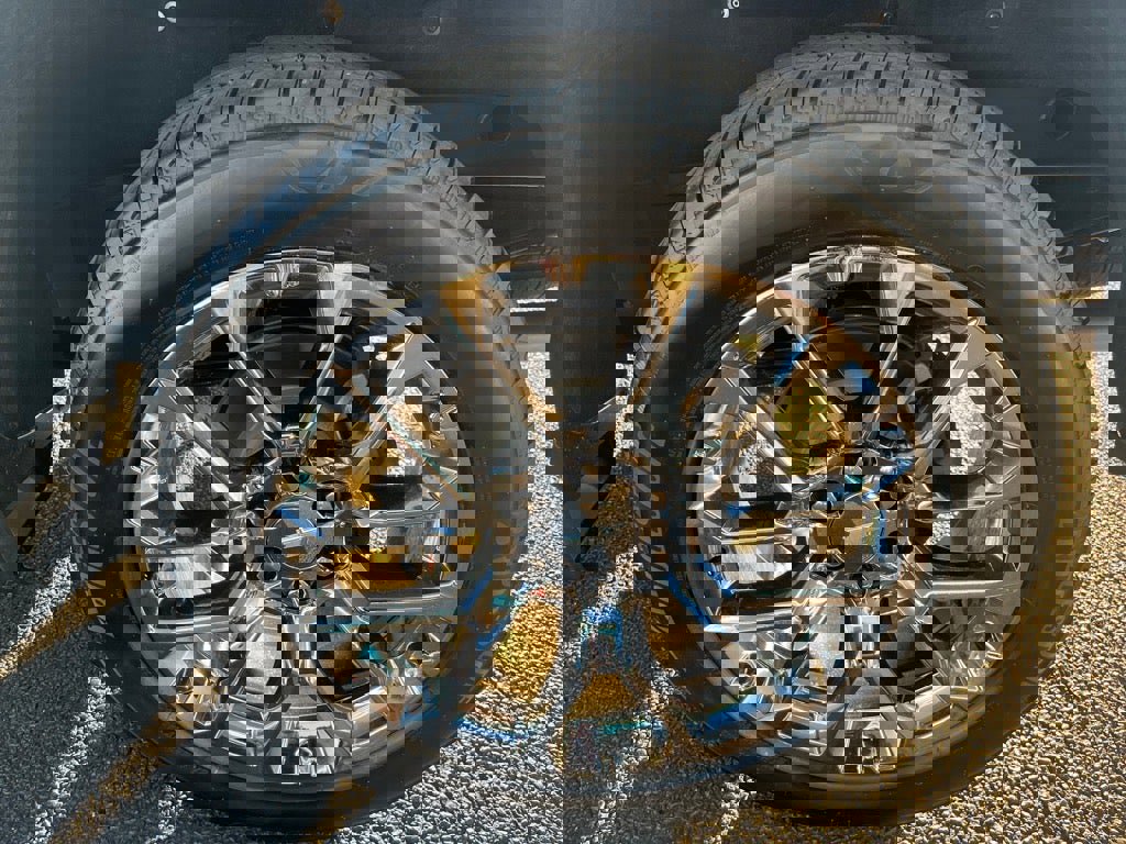 New 2026 Chevrolet Silverado 1500 LTZ w/ LTZ Premium Package image 10