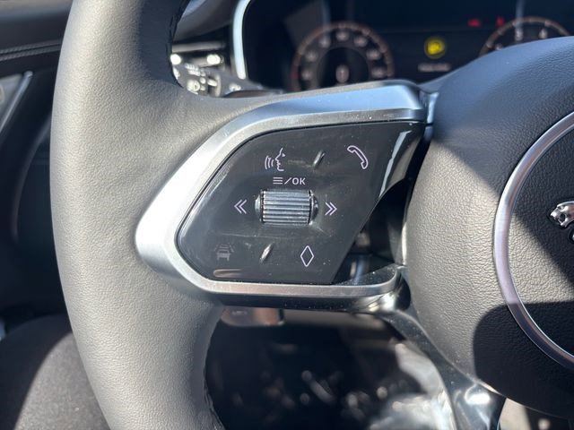 New 2024 Jaguar XF R-Dynamic SE AWD/4WD image 27