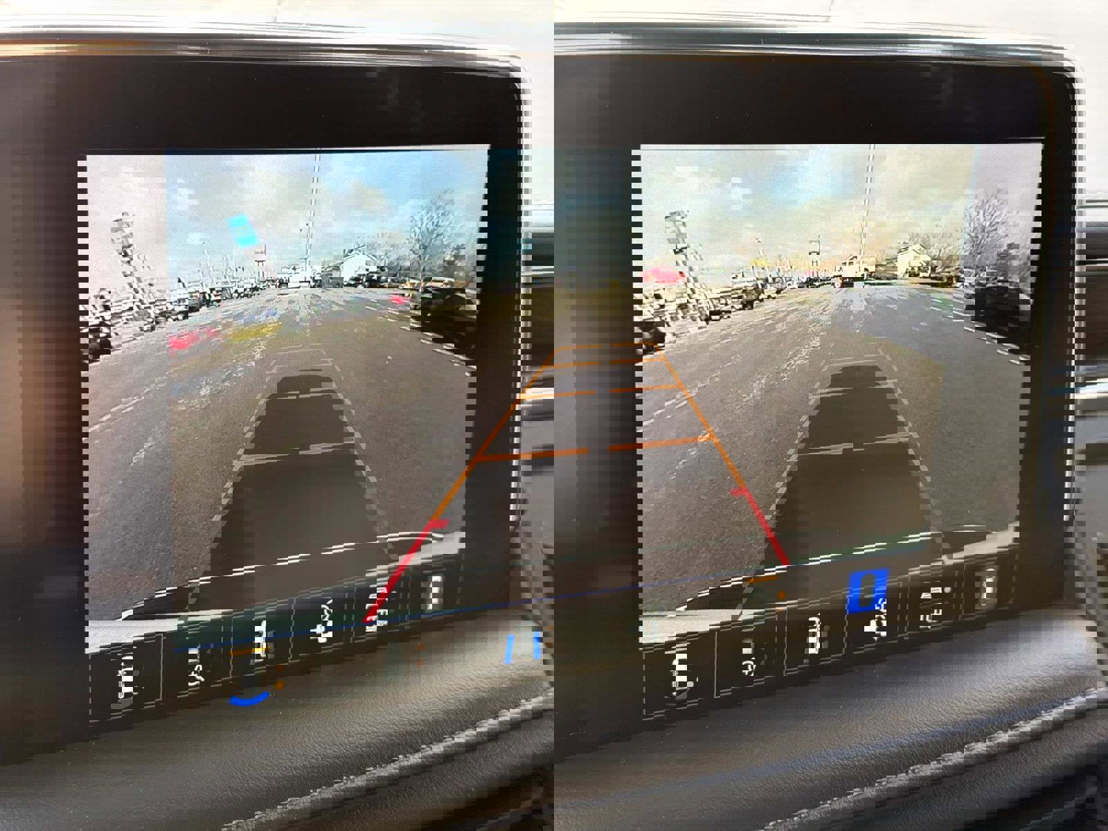 Certified 2024 Chevrolet Tahoe Z71 w/ Luxury Package image 17