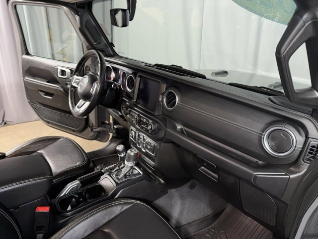 Used 2020 Jeep Wrangler Unlimited Sahara image 27