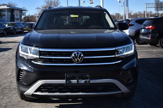 Certified 2023 Volkswagen Atlas SE image 4