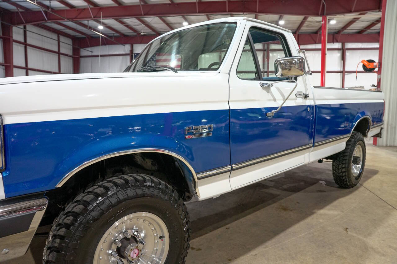 Used 1989 Ford F250 4x4 Regular Cab image 30