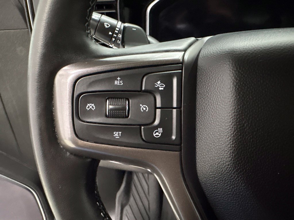 Certified 2023 Chevrolet Silverado 1500 High Country w/ Technology Package AWD/4WD image 26