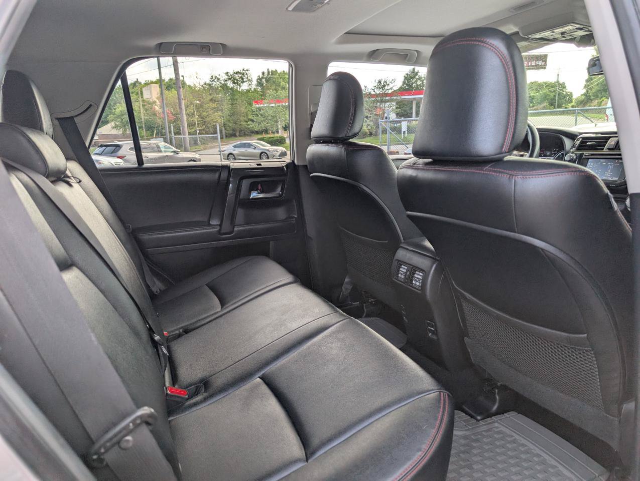 Used 2015 Toyota 4Runner Trail Premium AWD/4WD image 23