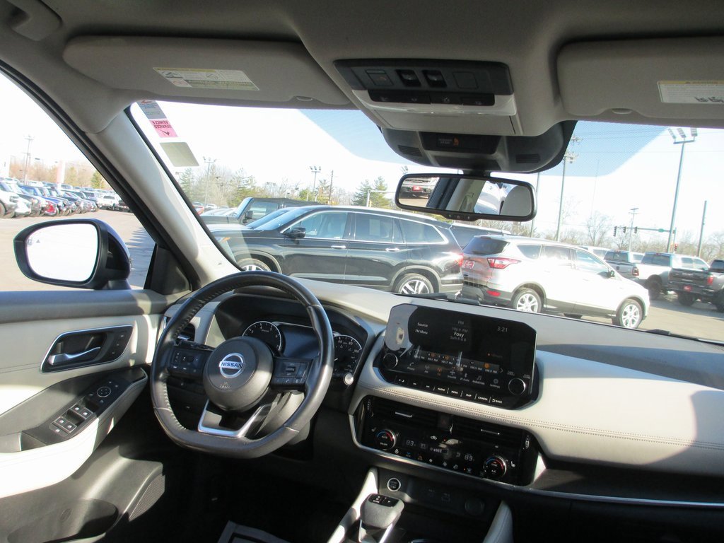 Used 2021 Nissan Rogue SL w/ Premium Package image 21