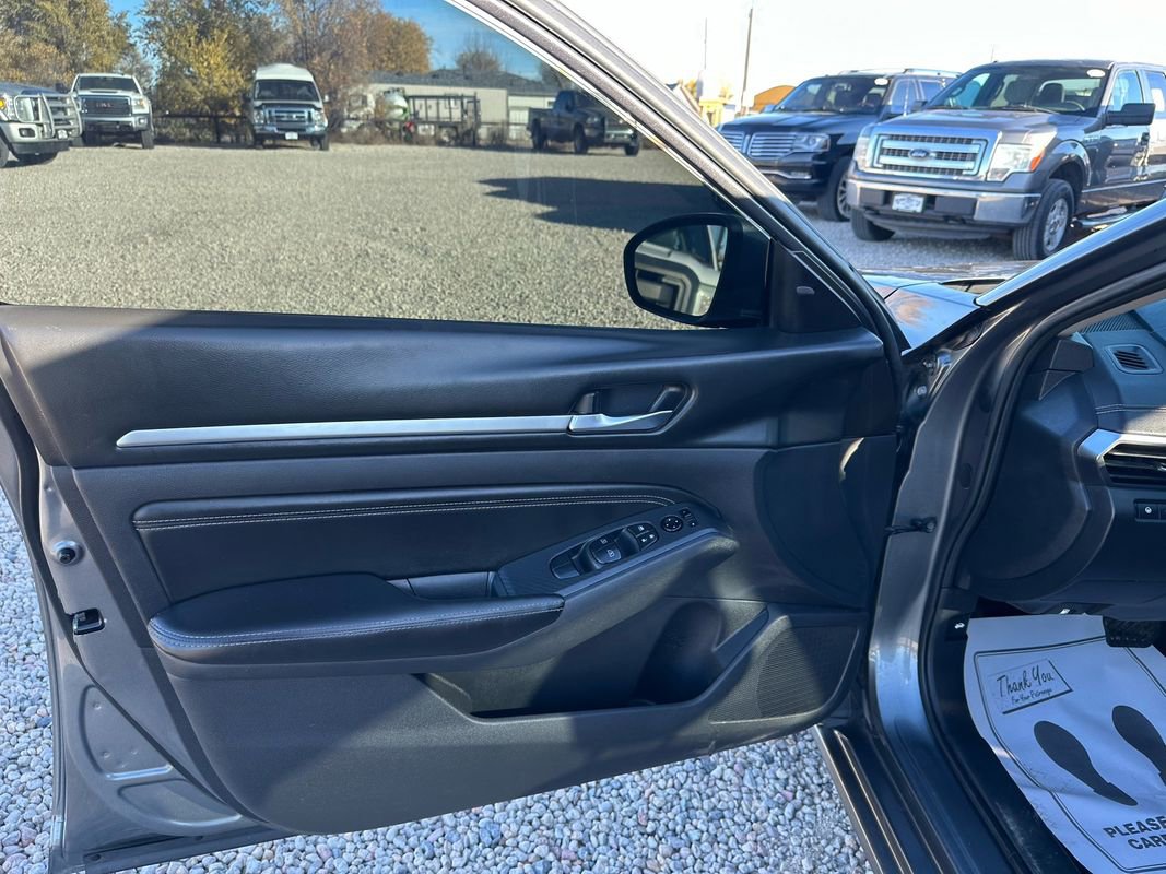 Used 2019 Nissan Altima 2.5 SV image 34