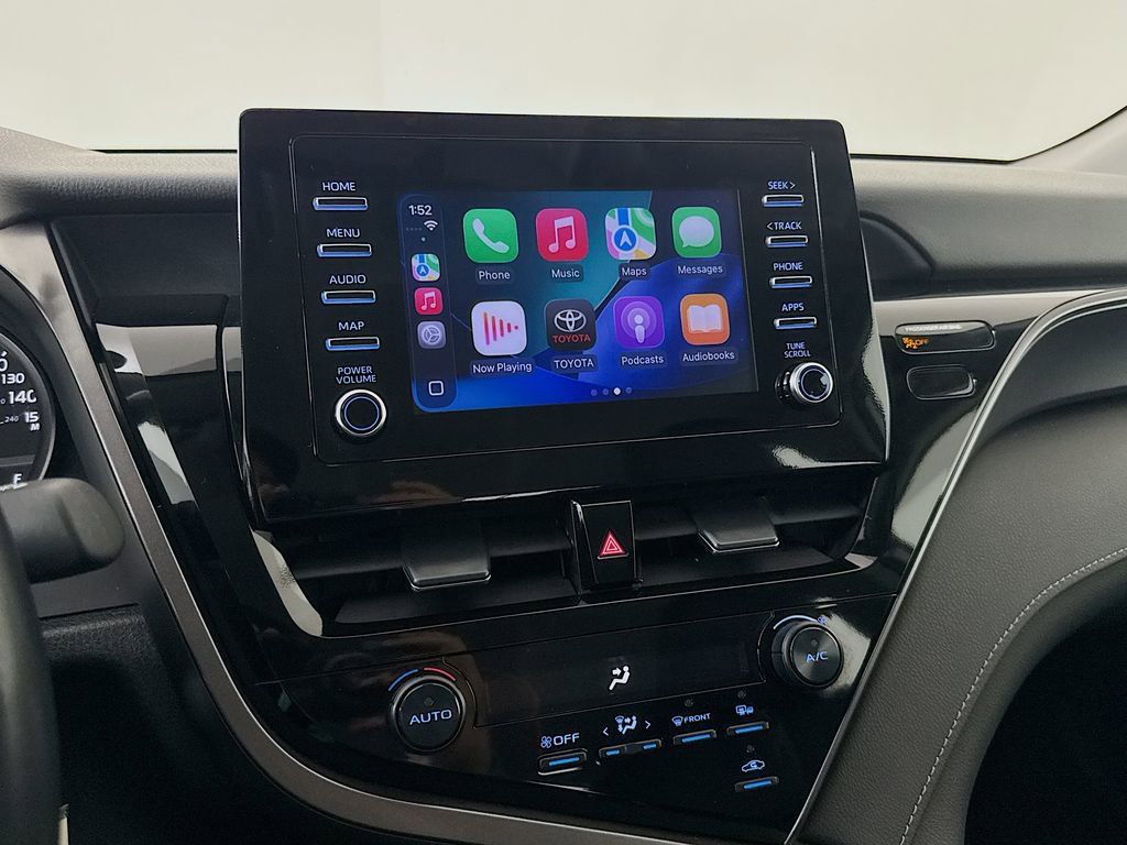 Used 2024 Toyota Camry SE FWD image 16