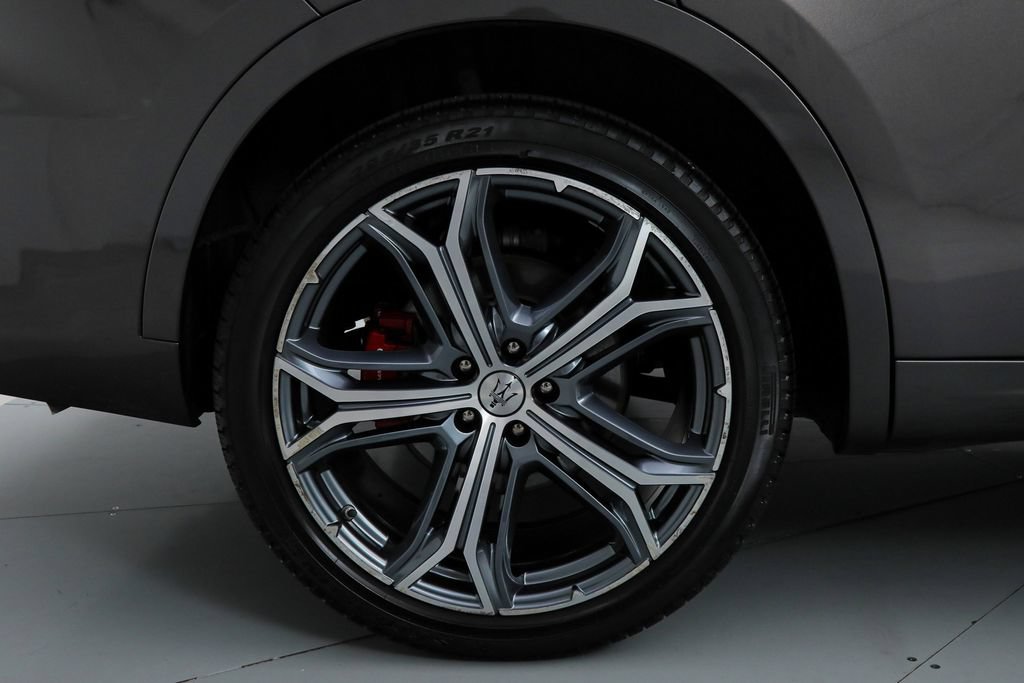 Certified 2023 Maserati Levante Modena AWD/4WD image 21