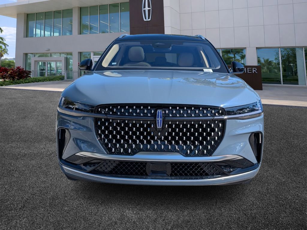 New 2025 Lincoln Nautilus Reserve image 2