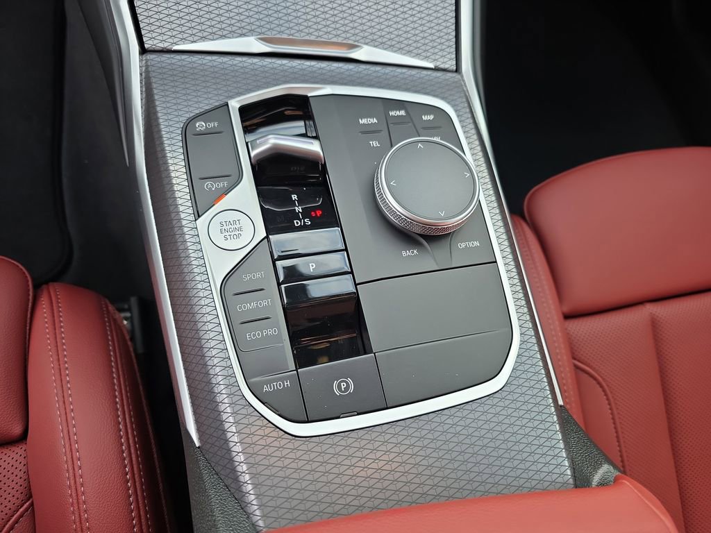 New 2026 BMW 330i xDrive Sedan w/ M Sport Package image 17