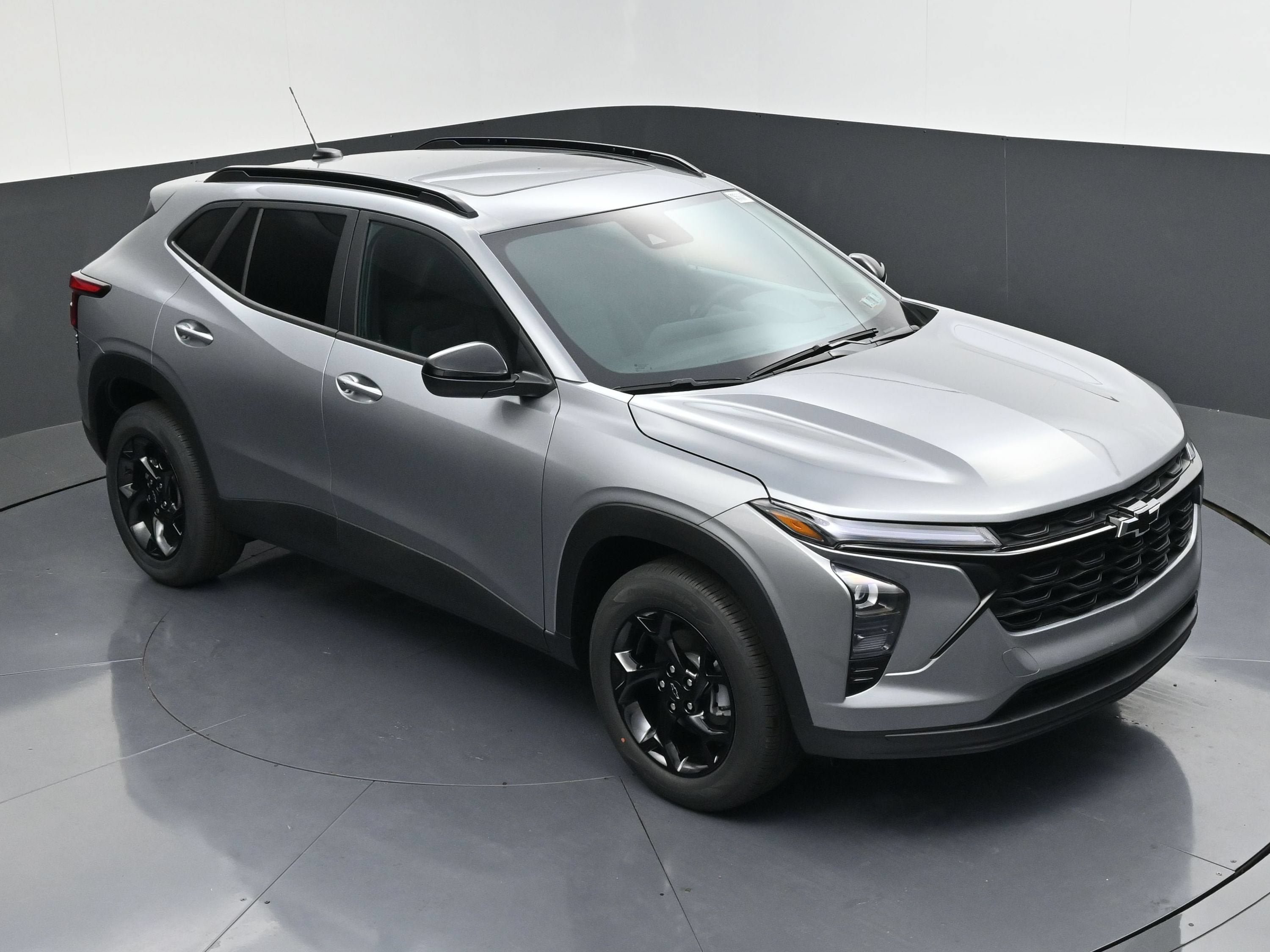 New 2026 Chevrolet Trax LT w/ Sunroof Package FWD image 46