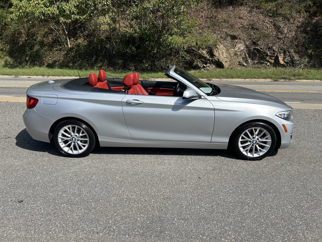 Used 2016 BMW 228i Convertible image 7