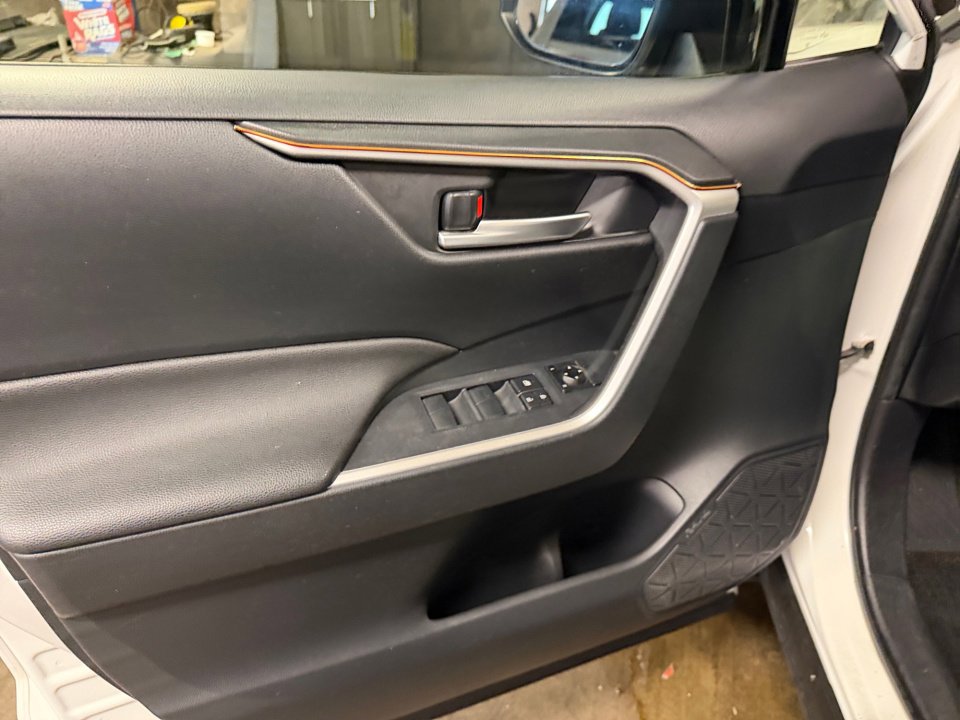 Used 2019 Toyota RAV4 XLE AWD/4WD image 36