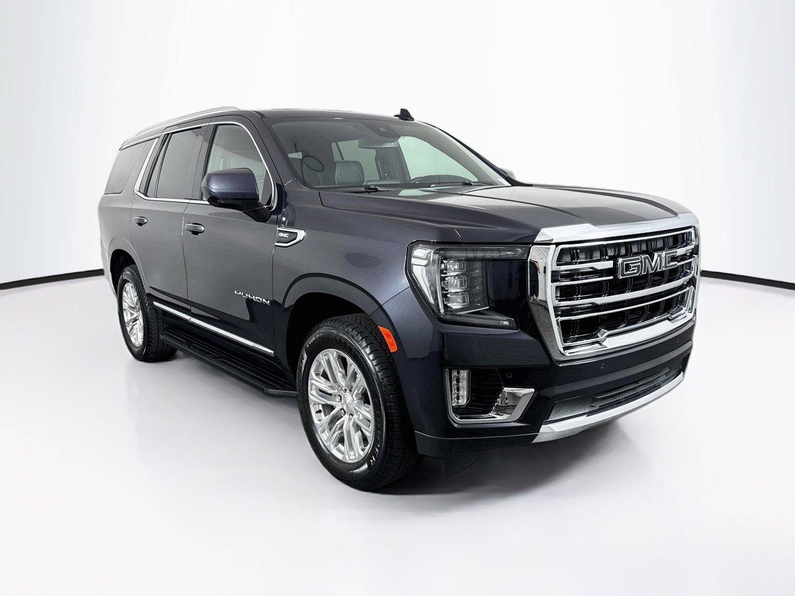 Used 2023 GMC Yukon SLT RWD image 10