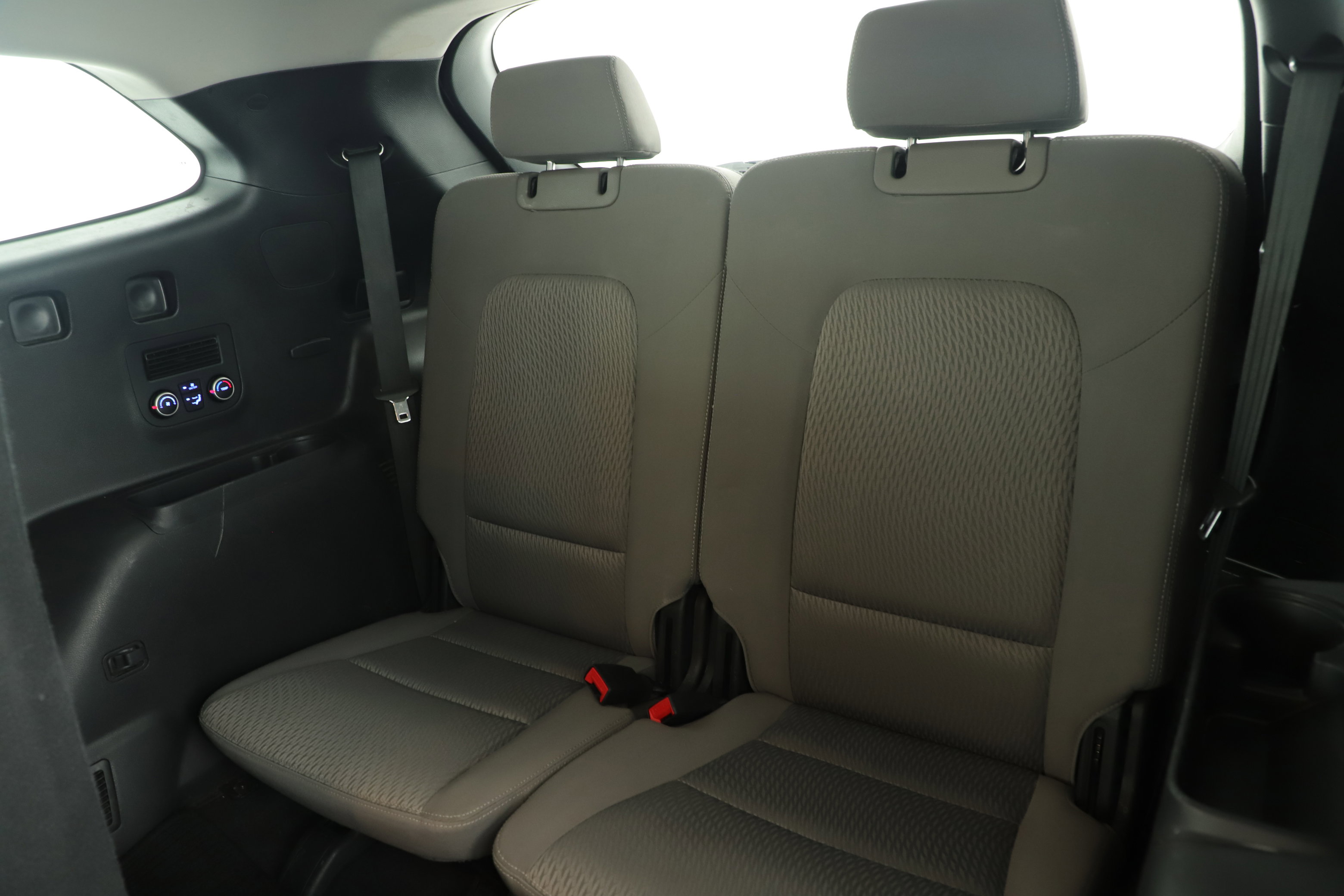 Used 2019 Hyundai Santa Fe XL SE image 13