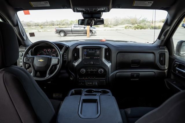 Used 2024 Chevrolet Silverado 1500 Custom image 16