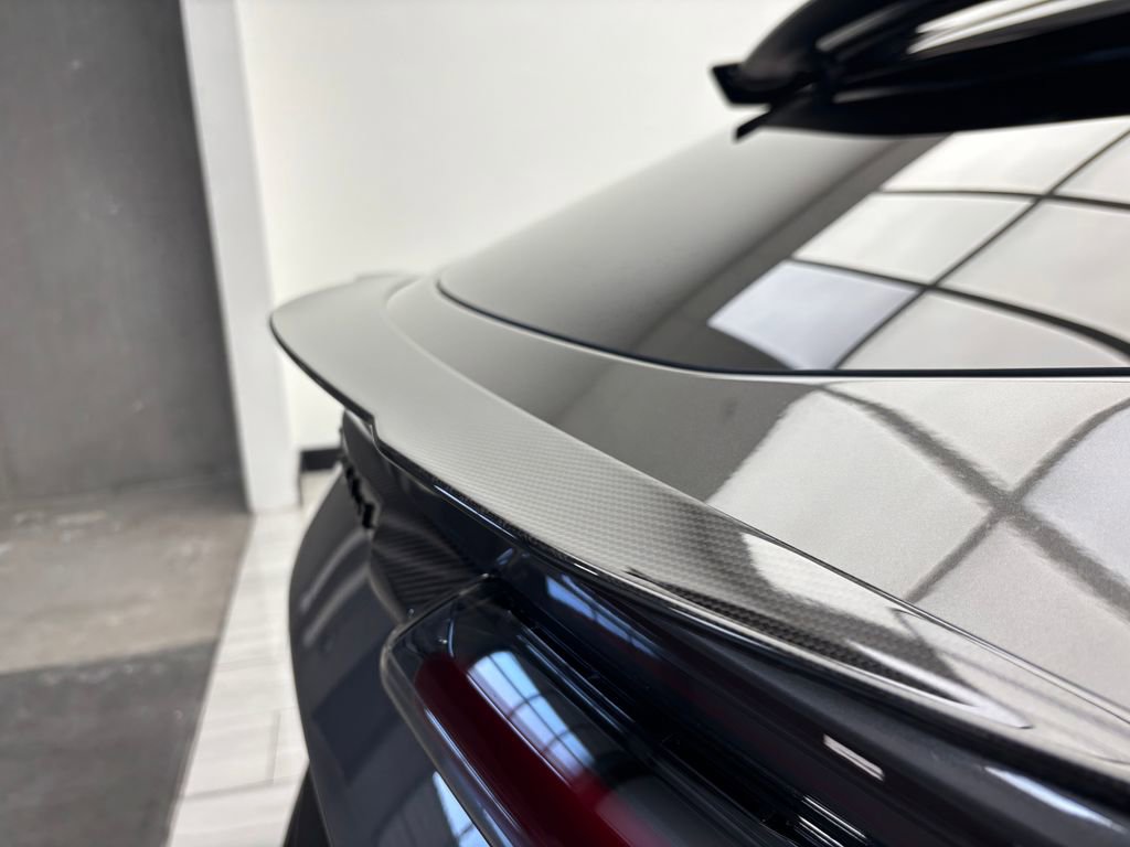 Used 2023 Lamborghini Urus Performante image 32