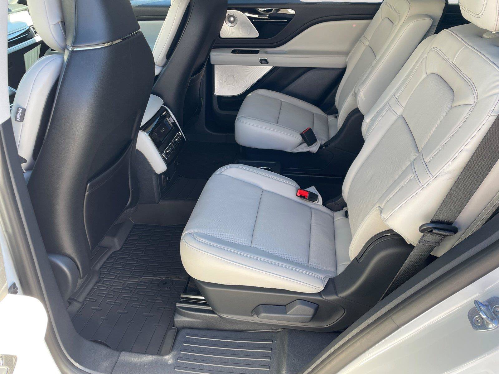 New 2027 Lincoln Aviator Reserve AWD/4WD image 13