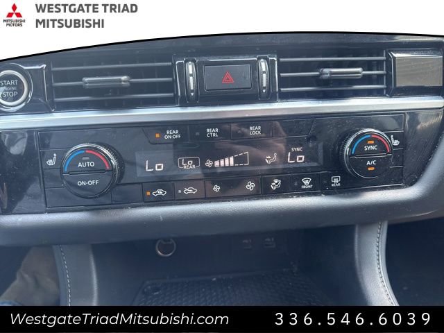 Used 2022 Nissan Pathfinder SV image 23