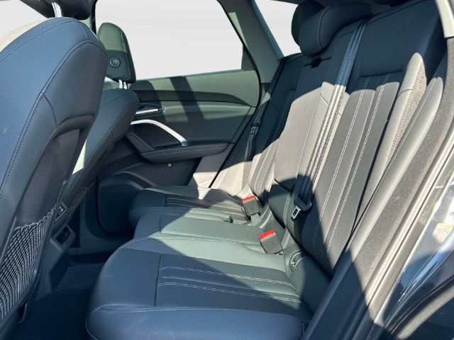 Certified 2025 Audi Q5 Premium w/ Convenience Package AWD/4WD image 11