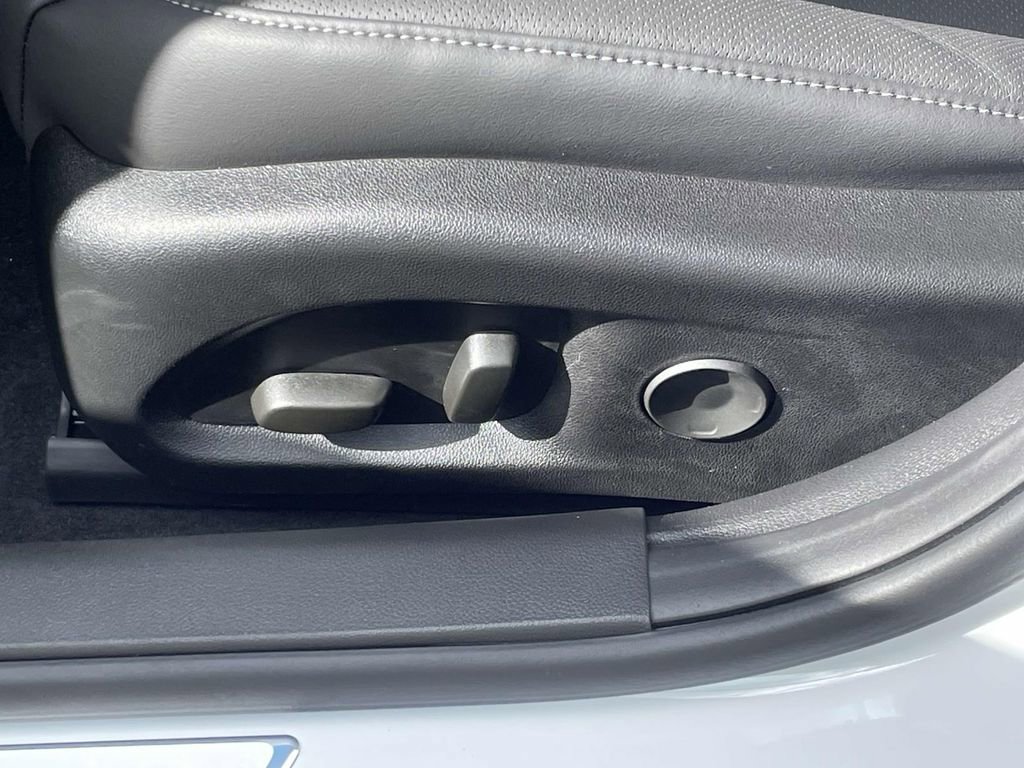 New 2025 Cadillac CT4 Premium Luxury image 18