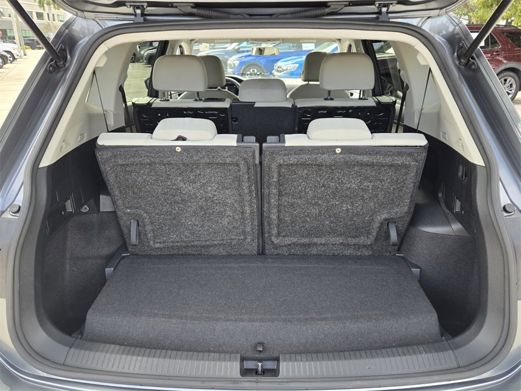 Used 2022 Volkswagen Tiguan S image 17