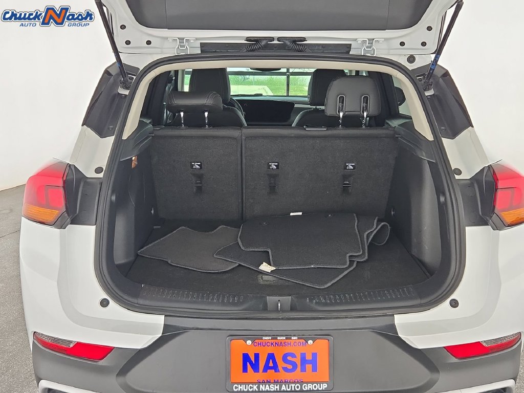 Used 2025 Buick Encore GX Preferred AWD/4WD image 29