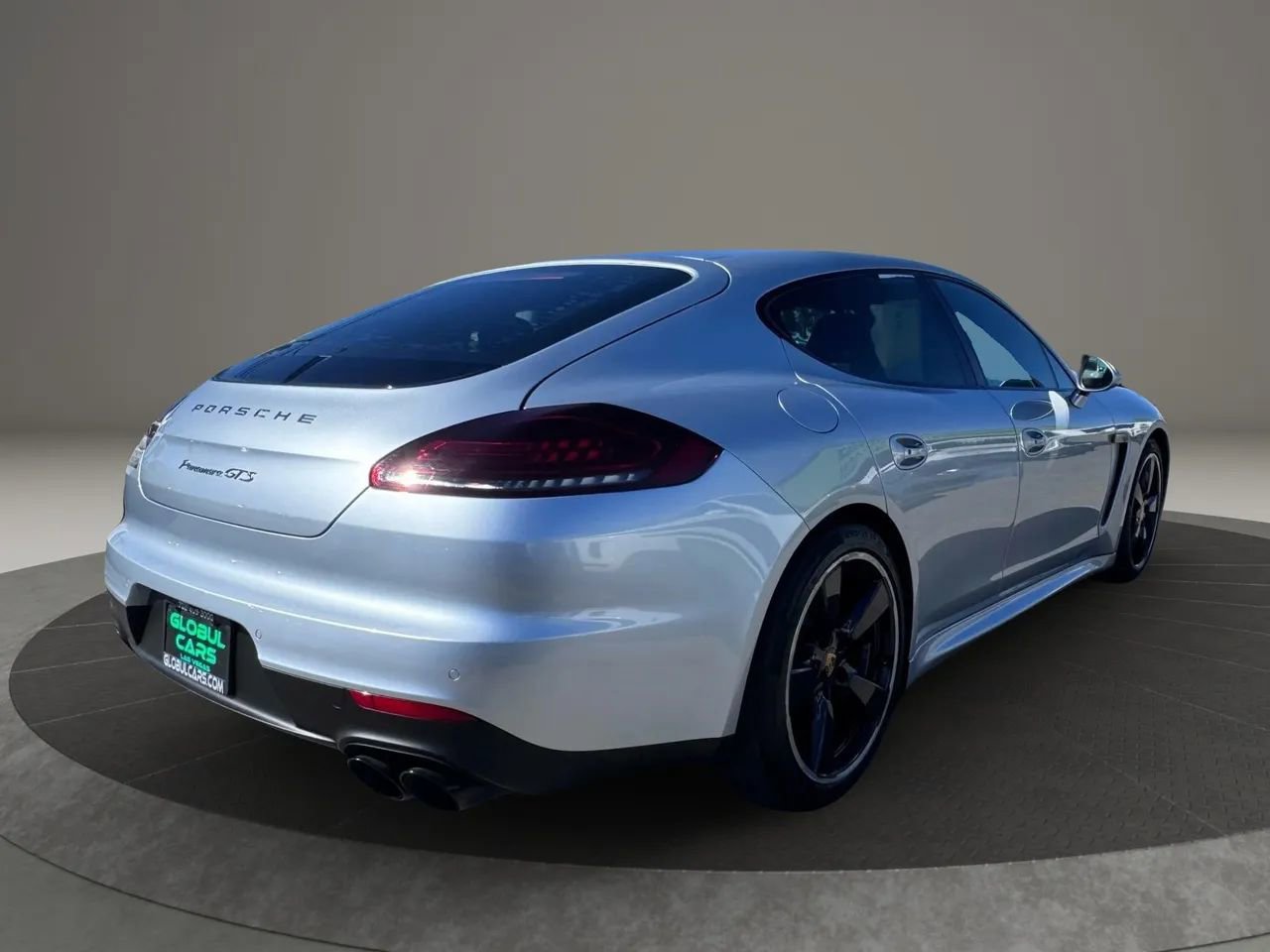 Used 2016 Porsche Panamera GTS image 5