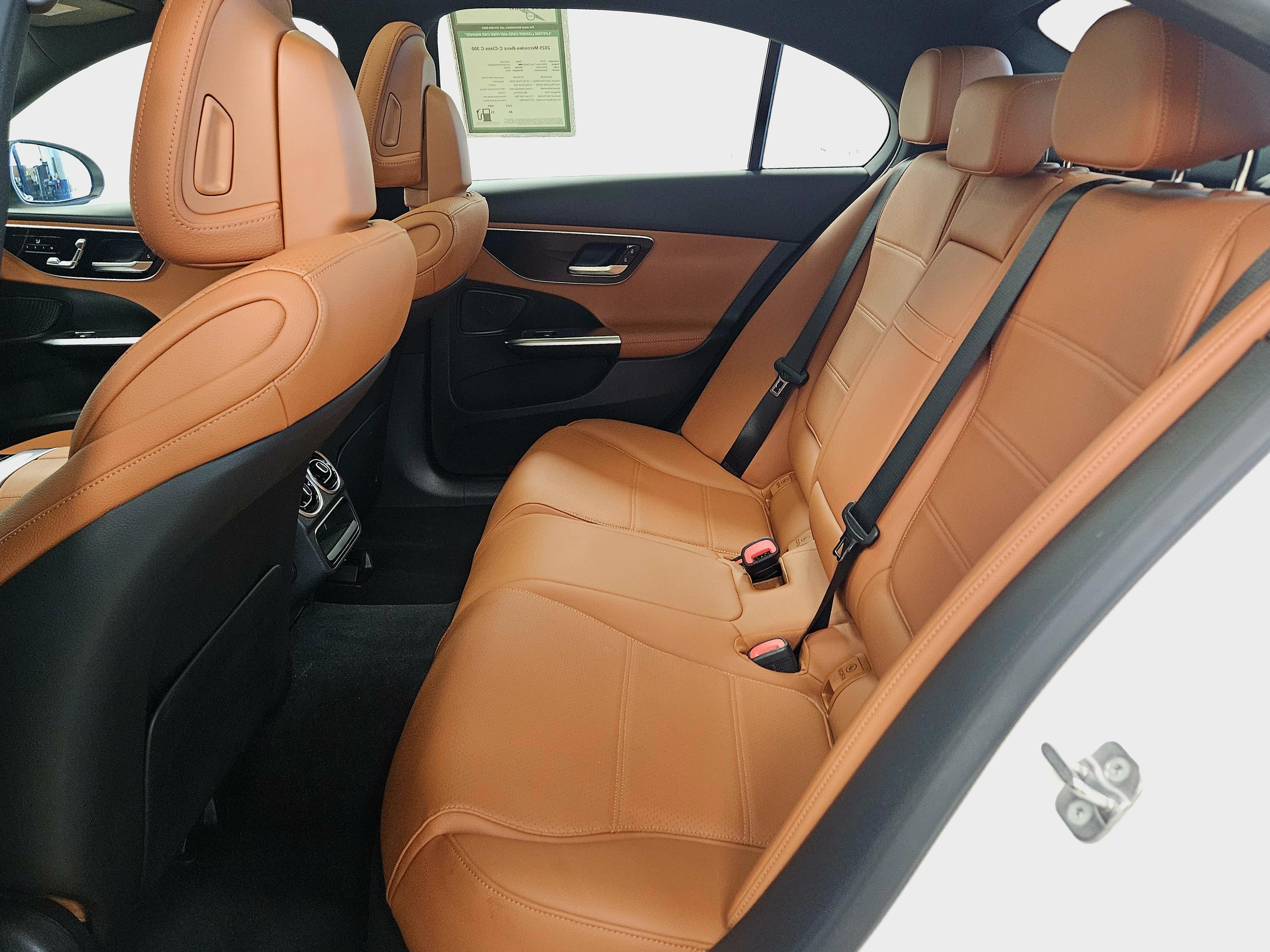 Used 2025 Mercedes-Benz C 300 4MATIC Sedan image 10