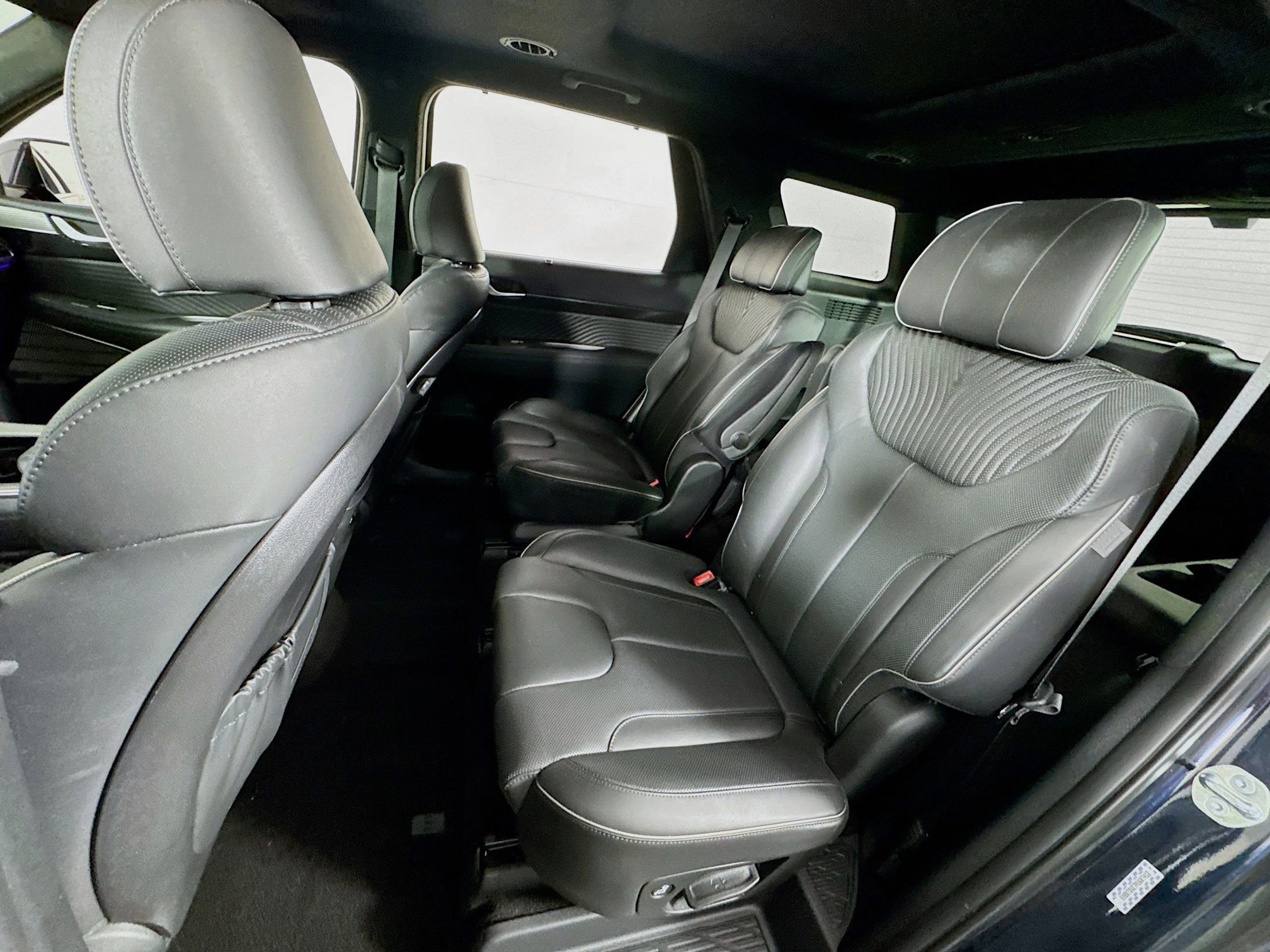 Used 2023 Hyundai Palisade Calligraphy AWD/4WD image 18