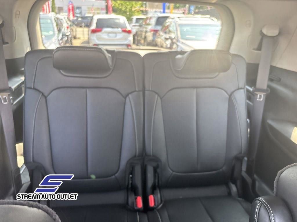 Used 2021 Jeep Grand Cherokee L Limited image 19